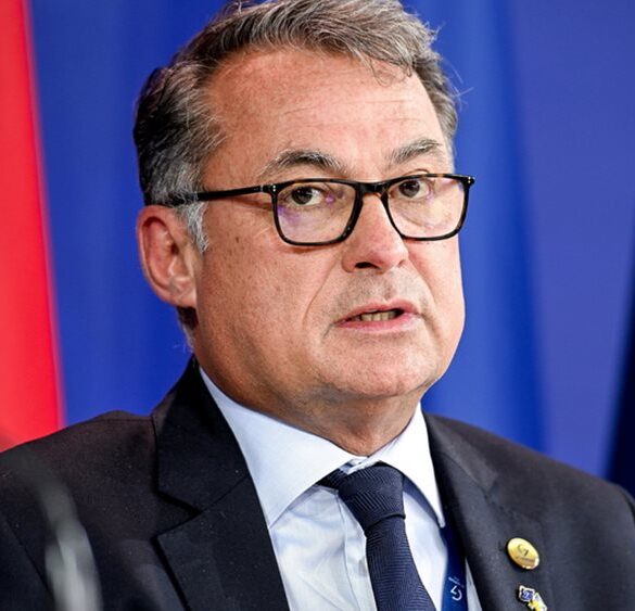 Νάγκελ: Η ΕΚΤ δεν θα συνεχίσει στον “αυτόματο πιλότο” τις μειώσεις επιτοκίων