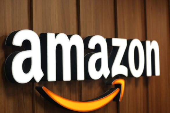 Amazon: Δημιουργεί ηλιακό πάρκο στην Δυτική Ελλάδα