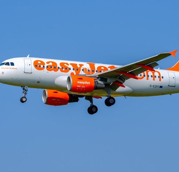 EasyJet: Οι ακυρώσεις και οι καθυστερήσεις στα αεροδρόμια της κόστισαν 160 εκατ. δολάρια στο τρίμηνο