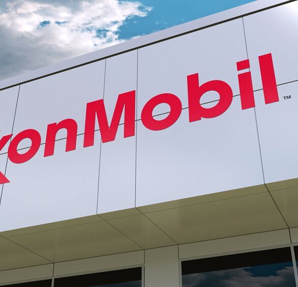 Exxon Mobil: Αναμένει εκτίναξη της κερδοφορίας λόγω της ανόδου των τιμών του πετρελαίου