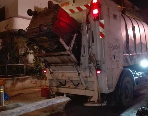 Πάτρα: Φωτιά τη νύχτα σε απορριμματοφόρο – Γέμισαν σκουπίδια τα Ψηλαλώνια