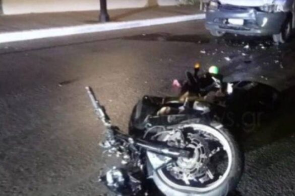Ζαχάρω: Σφοδρή σύγκρουση δικυκλιστή με ΙΧ – Ενας τραυματίας