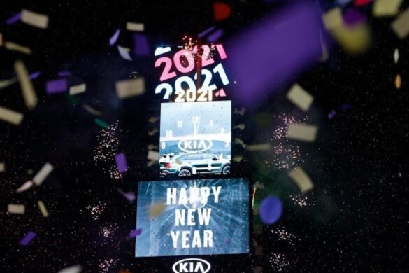 2021: Ο πλανήτης γιόρτασε ήσυχα και ιδιωτικά την έλευση του νέου έτους, υπό τη σκιά της πανδημίας