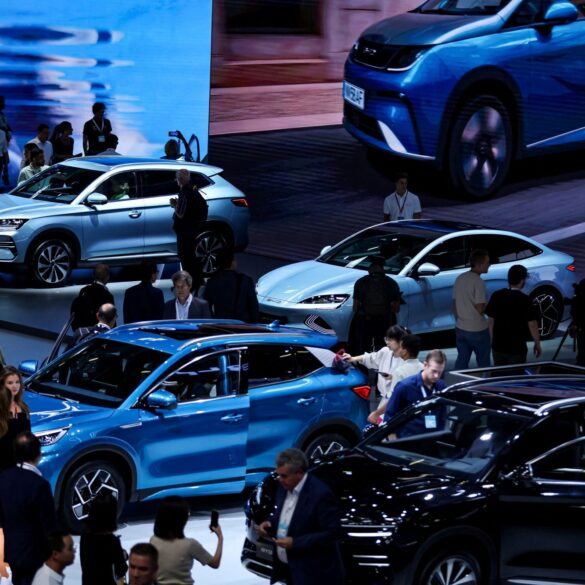 BYD: Η εταιρεία που απειλεί να εκθρονίσει την Tesla στην ηλεκτροκίνηση