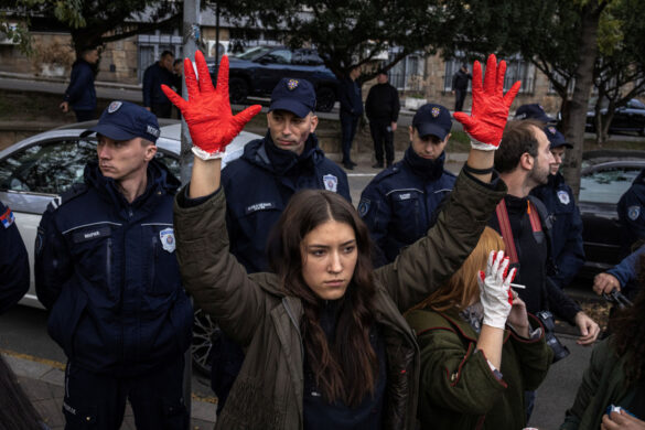 Σερβία: Συνελήφθησαν 11 άτομα για την τραγωδία στον σιδηροδρομικό σταθμό στο Νόβι Σαντ