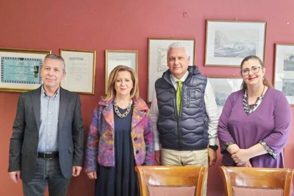 Συνάντηση εργασίας για τη μεταφορά των μαθητών στο γραφείο του Αντιπεριφερειάρχη Αχαΐας Φ. Ζαΐμη