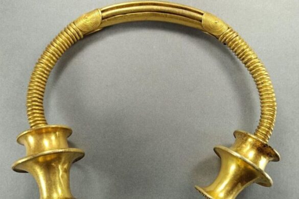 Ισπανός εργάτης βρήκε κατά τύχη χρυσά περιδέραια 2.500 ετών