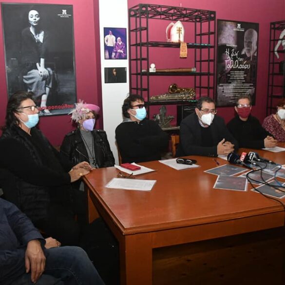 «Εκκλησιάζουσες»: Η νέα παράσταση του ΔΗΠΕΘΕ που ξεκινάει το Σάββατο