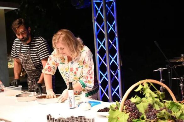 Λαμπερή τελετή λήξης για τα Οινοξένεια 2022