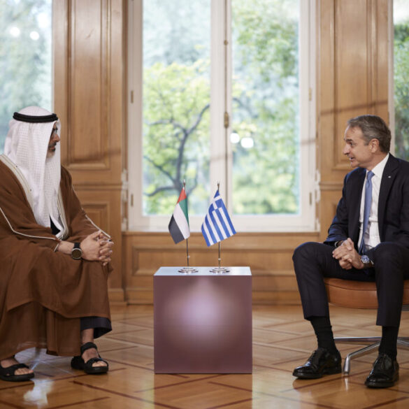 Συνάντηση του πρωθυπουργού με τον πρίγκιπα διάδοχο του Άμπου Ντάμπι