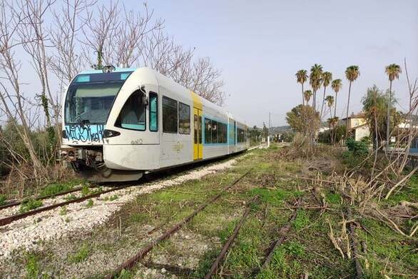 Προαστιακός: Τι θα γίνει με την νότια γραμμή – Να φτάνει έως τα Καμίνια;