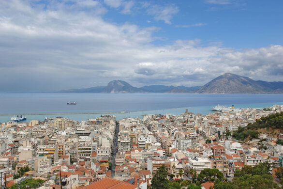Το Welcome to UP 2023 πάει βόλτα στην Πάτρα – Οι φοιτητές γνωρίζουν την πόλη – Ξεναγήσεις, περίπατοι, μεταφορά με λεωφορεία