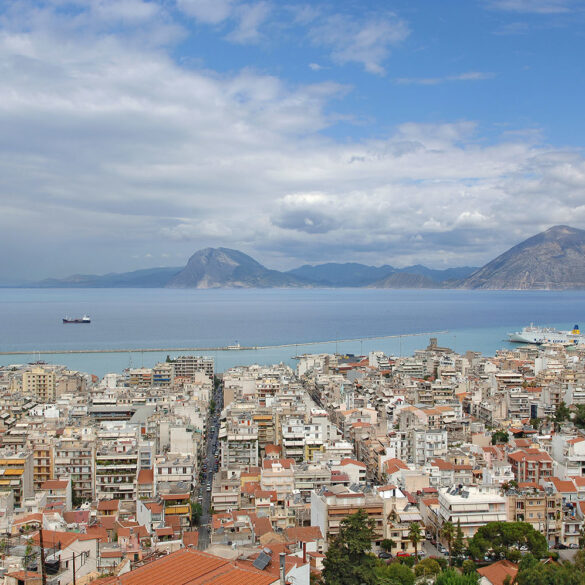 Το Welcome to UP 2023 πάει βόλτα στην Πάτρα – Οι φοιτητές γνωρίζουν την πόλη – Ξεναγήσεις, περίπατοι, μεταφορά με λεωφορεία