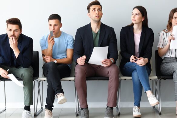 ΕΛΣΤΑΤ: Στο 10,9% υποχώρησε η ανεργία τον Αύγουστο, έναντι 12,3% πέρυσι