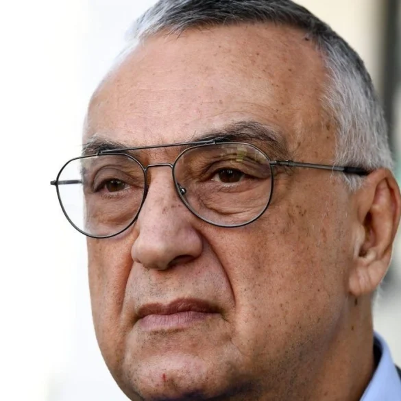 Τι ήταν η βακτηριακή λοίμωξη από την οποία πέθανε ο Δημήτρης Σούρας – Η Ματίνα Παγώνη εξηγεί