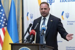 Παραιτήθηκε ο Γέρμακ, ο διαπραγματευτής της Ουκρανίας – Μετά την έρευνα της εισαγγελίας στο σπίτι του