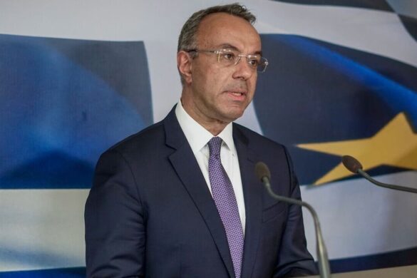 Σταϊκούρας: Προς υπογραφή οι δύο συμβάσεις για την προμήθεια 300 λεωφορείων φυσικού αερίου