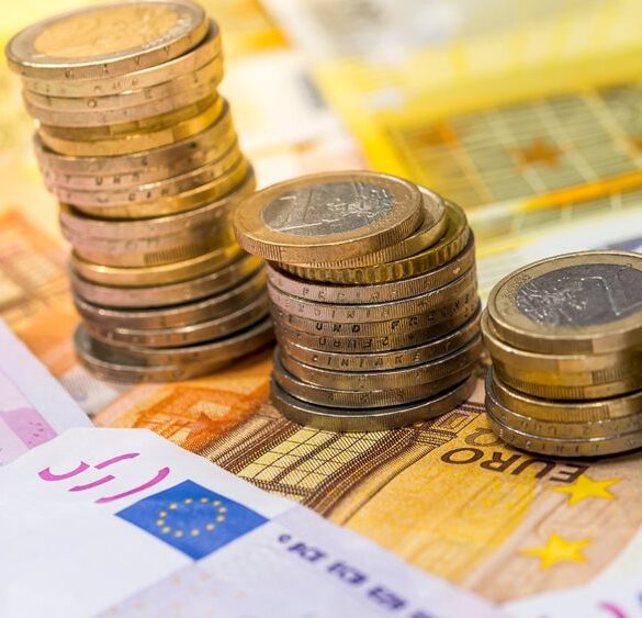 Alpha Bank: Ισχυρές οι επιδόσεις της ελληνικής οικονομίας το α’ εξάμηνο