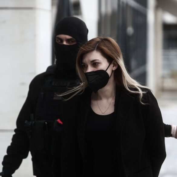 Ρούλα Πισπιρίγκου: «Ήταν άψογη ως μαμά» είπε η αδελφή της
