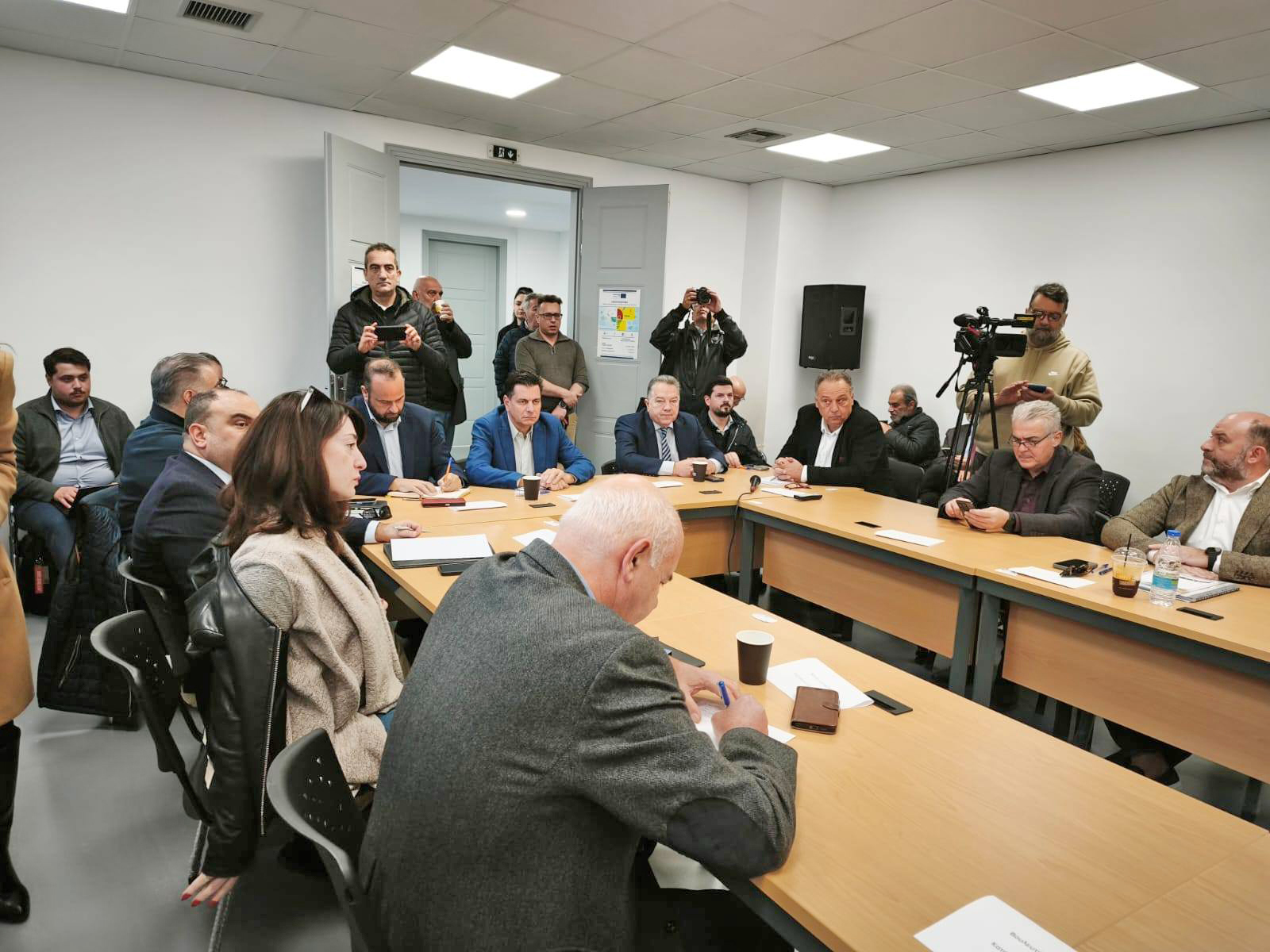 Νέα πρόταση Κυρανάκη για το τρένο στην Πάτρα: Τραμ στο παραλιακό μέτωπο και στοχευμένη υπογειοποίηση για την εμπορική γραμμή 3 596801416 1252746030004315 3660041523625511713 n