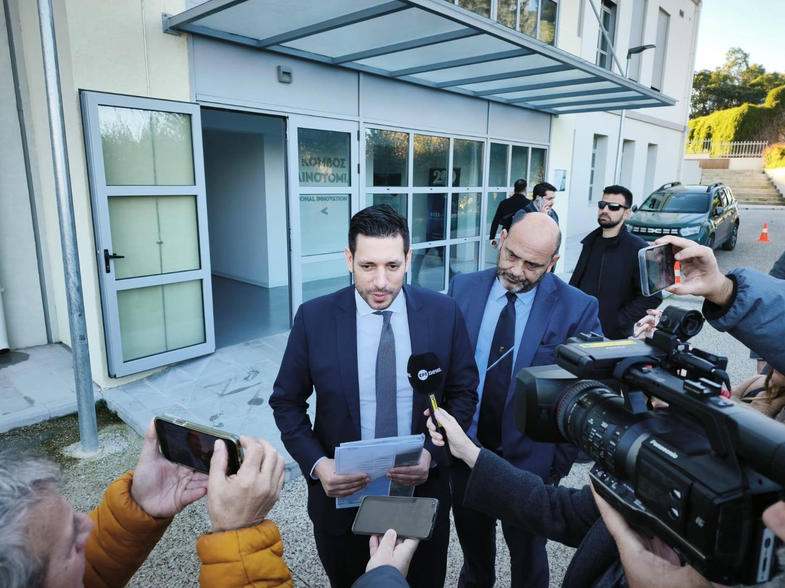 Νέα πρόταση Κυρανάκη για το τρένο στην Πάτρα: Τραμ στο παραλιακό μέτωπο και στοχευμένη υπογειοποίηση για την εμπορική γραμμή 2 598731988 1252745976670987 1164167225934009579 n