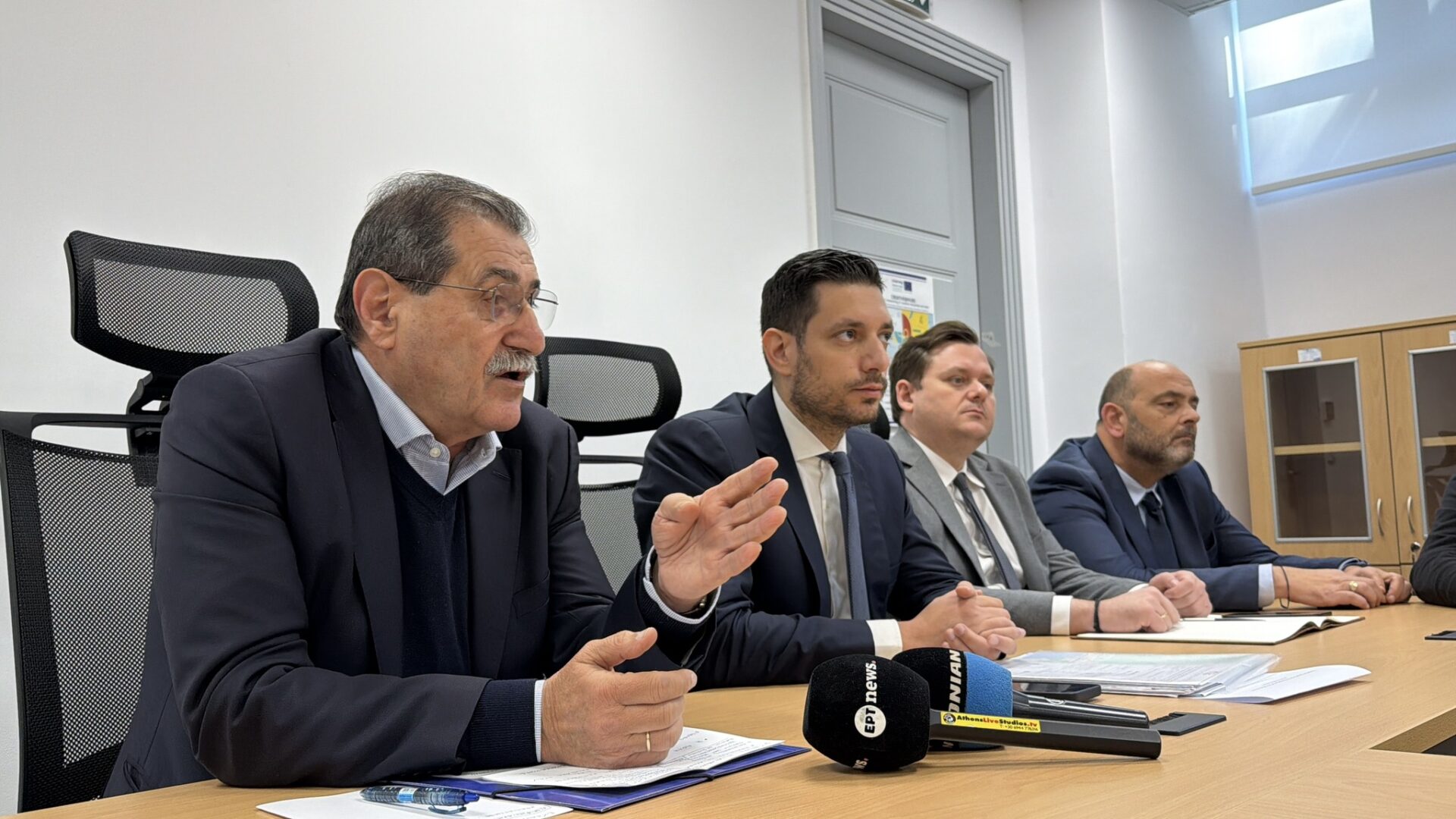 Νέα πρόταση Κυρανάκη για το τρένο στην Πάτρα: Τραμ στο παραλιακό μέτωπο και στοχευμένη υπογειοποίηση για την εμπορική γραμμή 4 599083876 1311197917715234 1348650284701926113 n