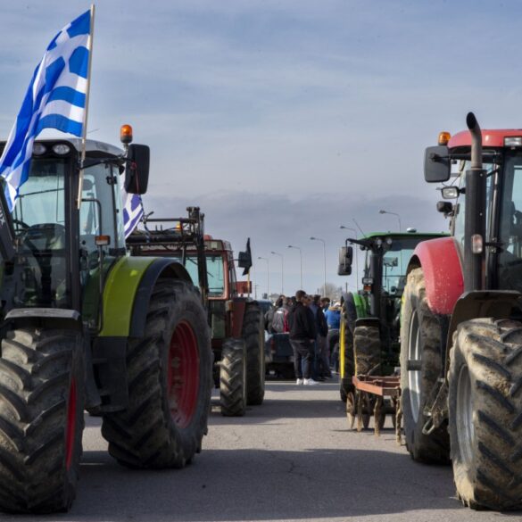 Αγρότες: Έληξε ο αποκλεισμός του τελωνείου των Ευζώνων