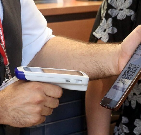 Επιθεώρηση Εργασίας: Οι έλεγχοι για ψηφιακή κάρτα, ωράρια φέρνουν τα περισσότερα πρόστιμα