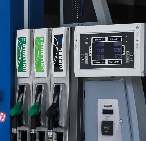 Πέφτει η αμόλυβδη κάτω από τα 2 ευρώ/λίτρο