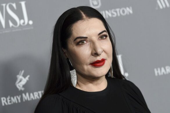 Καλλιτέχνης μηνύει το μουσείο ΜοΜΑ για σεξουαλική επίθεση που δέχθηκε κατά τη διάρκεια περφόρμανς