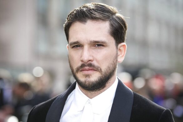 Ο πρωταγωνιστής του Game of Thrones σε θεατρικό έργο για τον ρατσισμό και τις σχέσεις