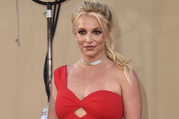Britney Spears: Ακατέργαστη, αφιλτράριστη και αποκαλυπτική στο νέο της βιβλίο
