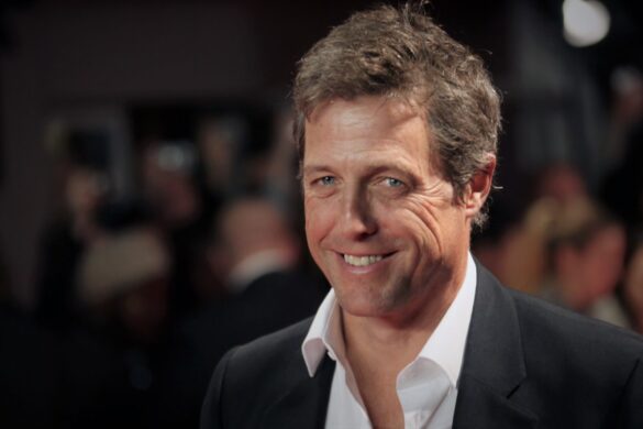 Χιου Γκραντ: Αποκάλυψε πώς έγινε θαυμαστής των BLACKPINK