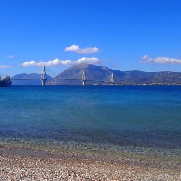 Πάτρα: Ηλικιωμένος “έκλεψε” κατά λάθος το αυτοκίνητο λουόμενου