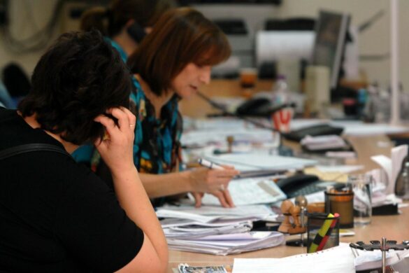 Aπεργία ΑΔΕΔΥ: «Μας διέλυσαν στα μνημόνια και τώρα βάζουν στο στόχαστρο τη μονιμότητα»