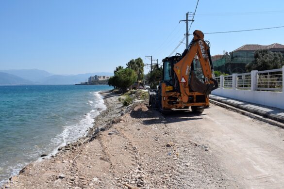Δήμος Πατρέων: Εργασίες αποκατάστασης του παραλιακού δρόμου των Αραχωβιτίκων