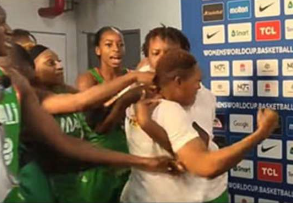 Η FIBA ερευνά τον καυγά μεταξύ παικτριών του Μάλι