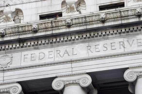 Μπόστιτς: Η Fed μπορεί να αποφύγει τον “βαθύ πόνο” στη μάχη με τον πληθωρισμό