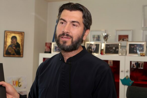 Κιβωτός του Κόσμου: Παραπομπή του πατέρα Αντωνίου για κατάχρηση ανηλίκων ζητά ο εισαγγελέας