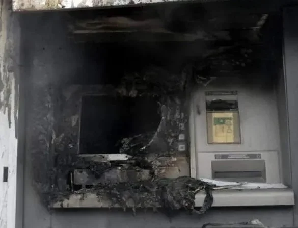 Δυτ. Ελλάδα: Επιχείρησαν να ανατινάξουν ΑΤΜ – Που στρέφονται οι έρευνες