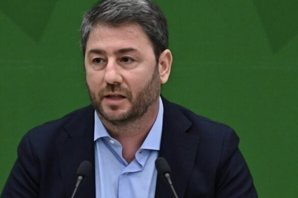 Συνάντηση Ανδρουλάκη- Σόλτς, στο συνέδριο του PES στη Μάλαγα
