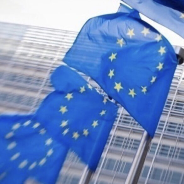 ΕΕ: Θετική η προκαταρκτική αξιολόγηση για το ελληνικό αίτημα πληρωμής 3,64 δισ. σε επιχορηγήσεις και δάνεια