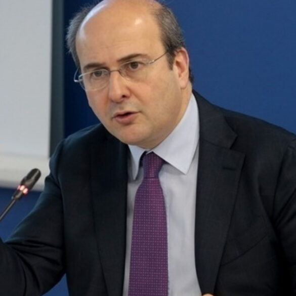 Κ. Χατζηδάκης: Απόδειξη εμπιστοσύνης στην ελληνική οικονομία αποτελεί η συμφωνία ΓΕΚ ΤΕΡΝΑ- Masdar