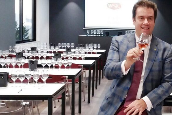 Ο Κωσταντίνος Λαζαράκης μας ξεναγεί στα αμπελοτόπια της Πελοποννήσου (β μέρος)