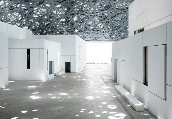 «Ιστορίες σε Χαρτί»: Έκθεση στο Louvre Abu Dhabi