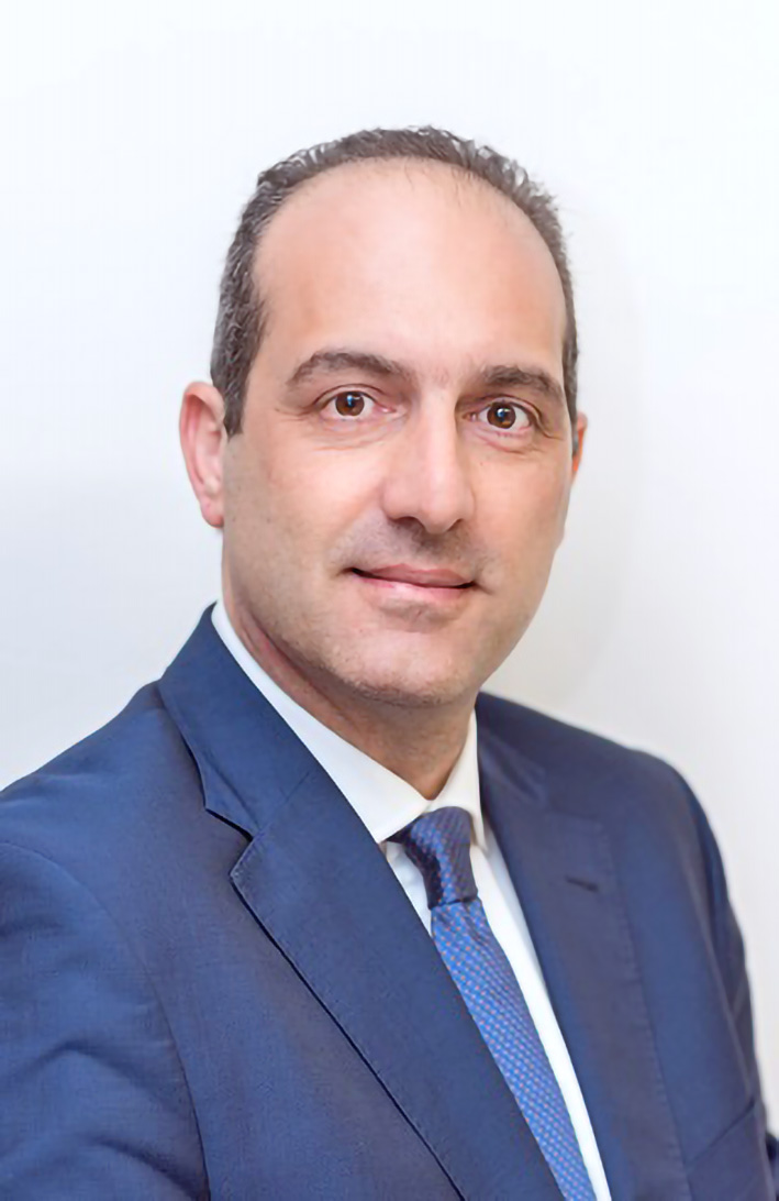 MANOS KRANIDHS POMIDA