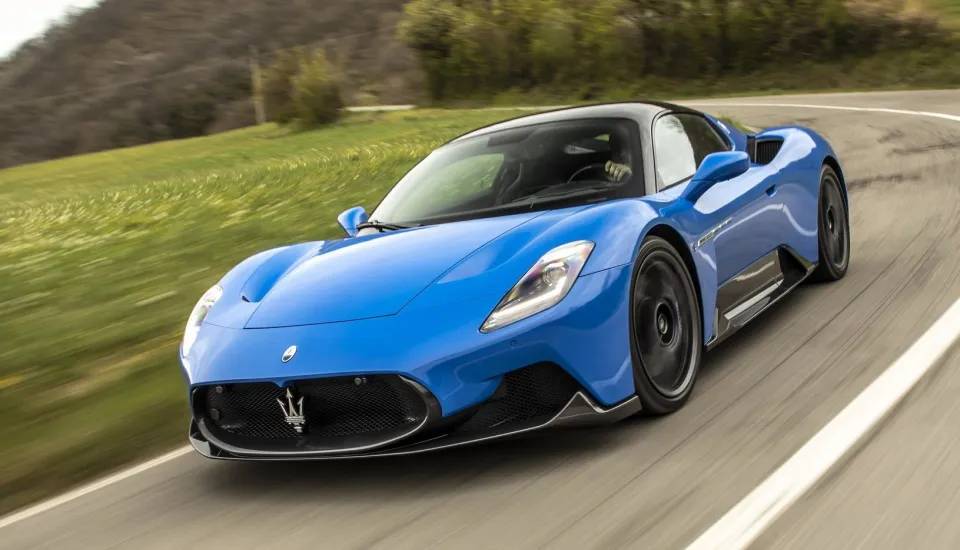 Maserati MC20