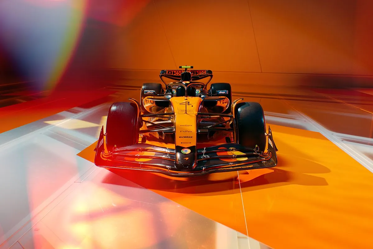McLaren MCL39