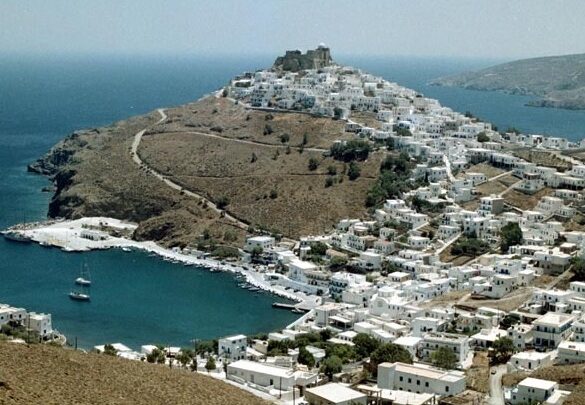 Στην «πράσινη» λίστα του ισπανόφωνου National Geographic ξεχωρίζουν Αστυπάλαια, Νάξος και Ίος