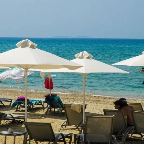 Ολοκληρώθηκε το 80% των δημοπρασιών για τις παραλίες – Παράταση έως 28/6
